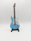 Miniatur E-Gitarre mit Gitarrenständer Im Maßstab 1:6