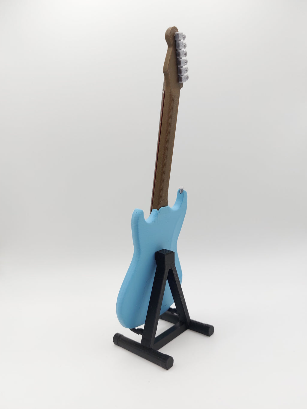 Miniatur E-Gitarre mit Gitarrenständer Im Maßstab 1:6