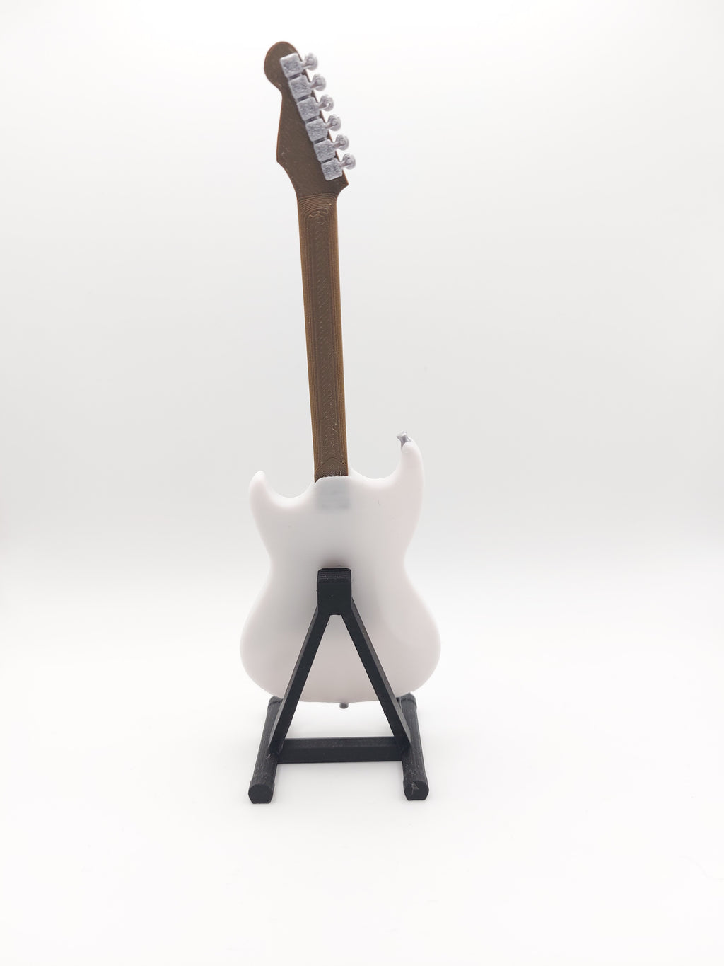 Miniatur E-Gitarre mit Gitarrenständer im Maßstab 1:6