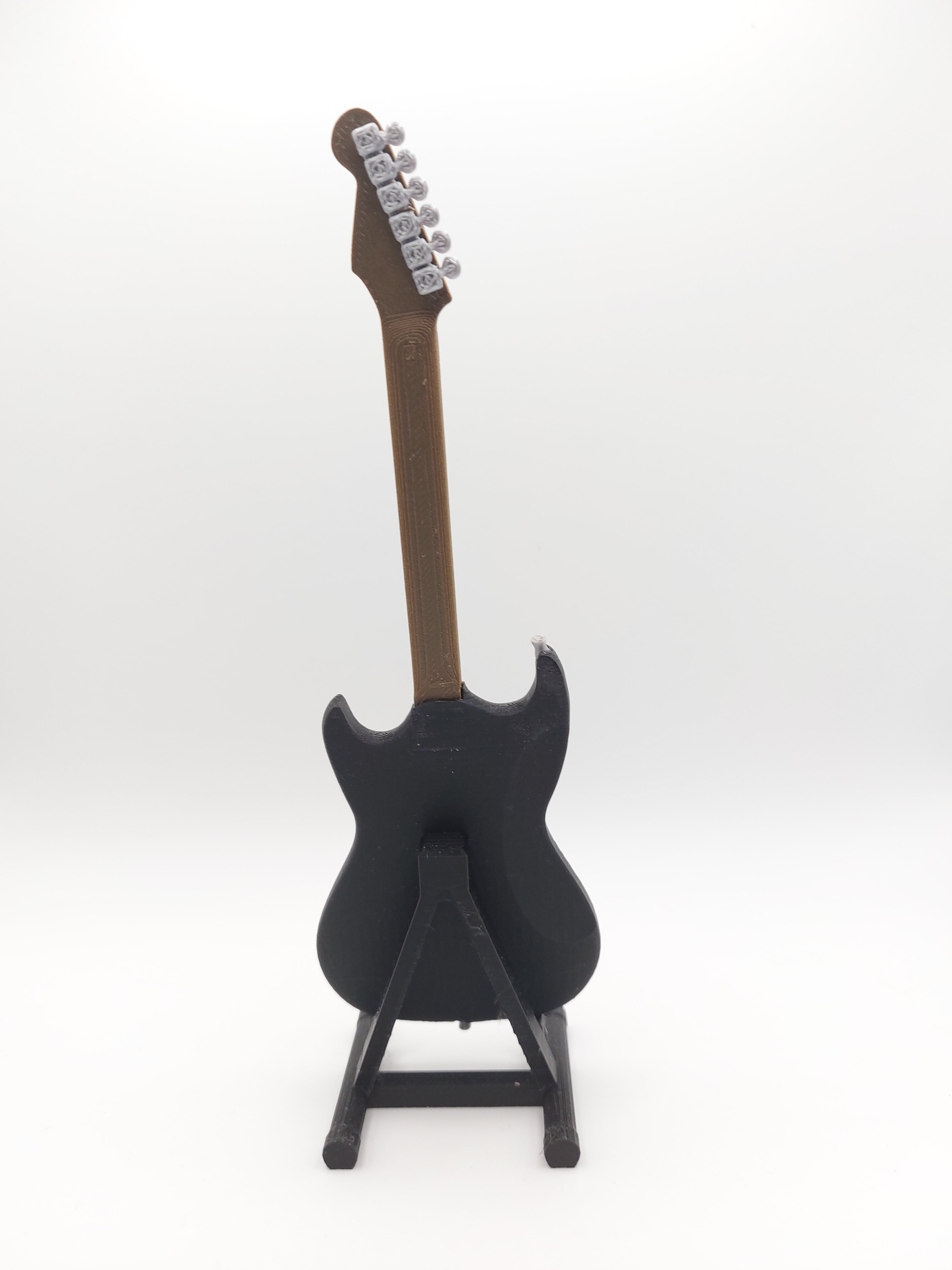 Miniatur E-Gitarre mit Gitarrenständer im Maßstab 1:6