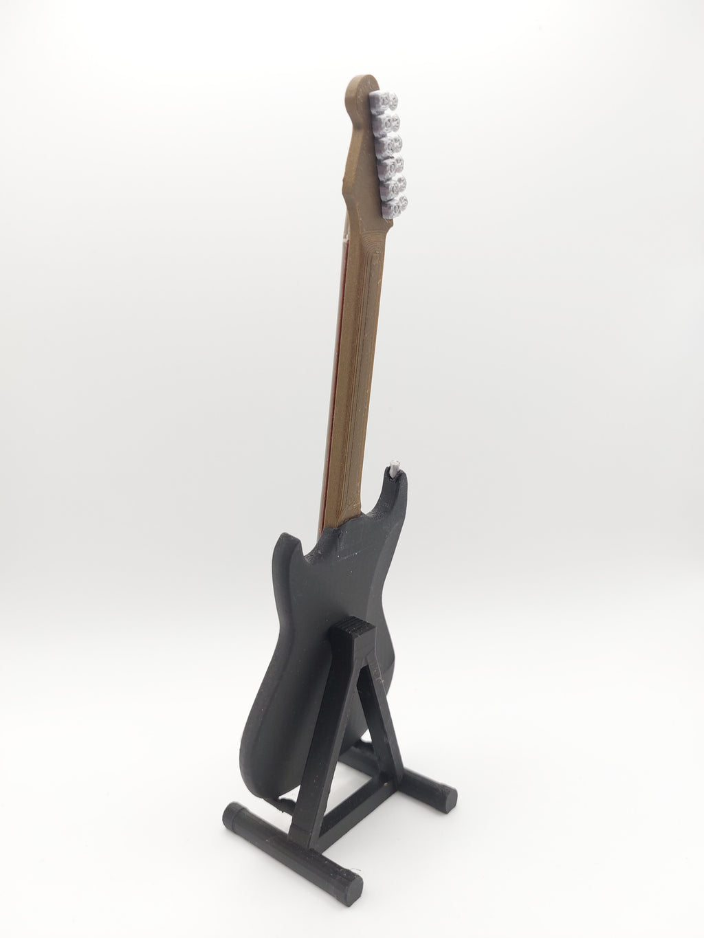 Miniatur E-Gitarre mit Gitarrenständer im Maßstab 1:6