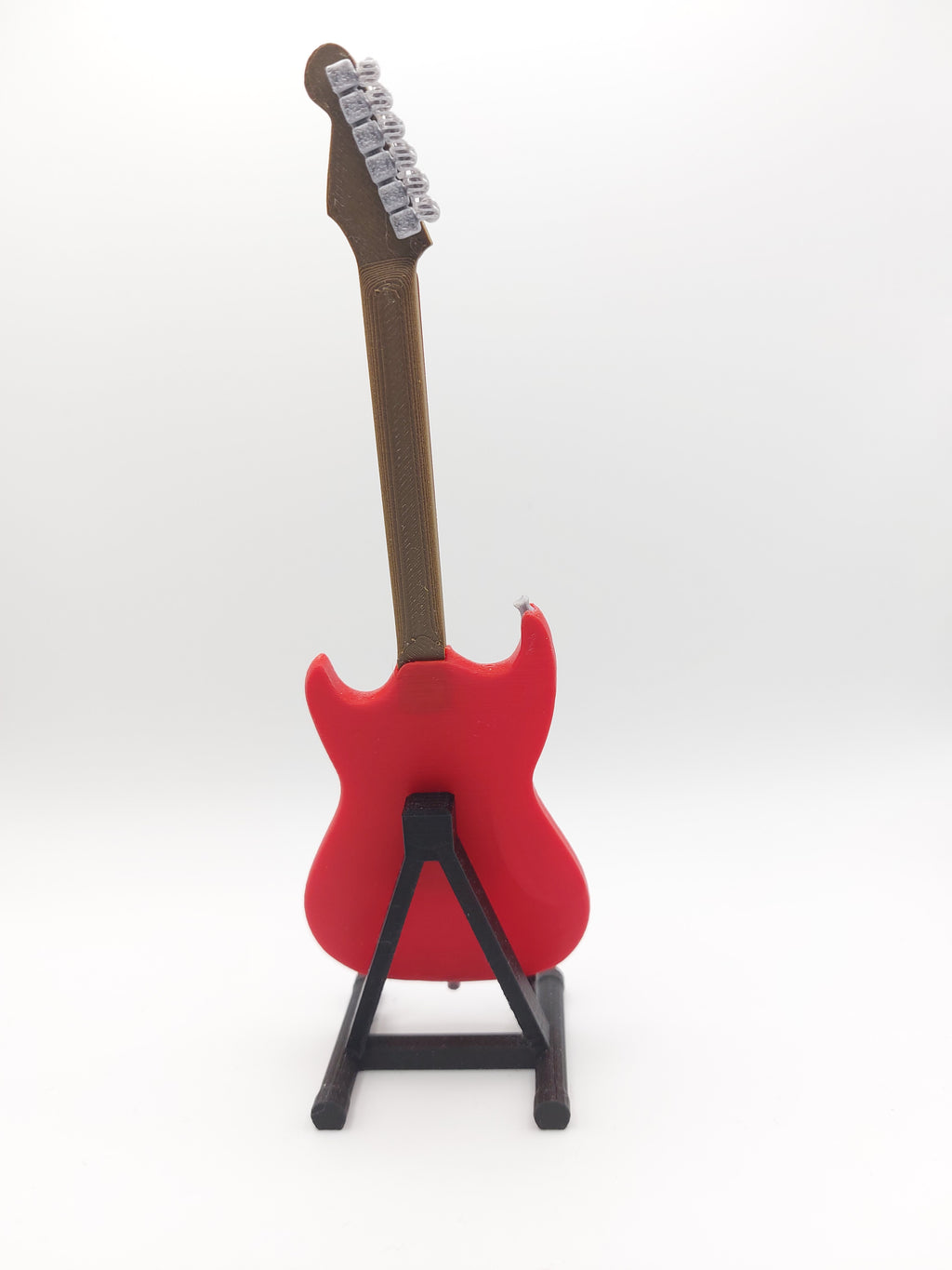 Miniatur E-Gitarre mit Gitarrenständer im Maßstab 1:6